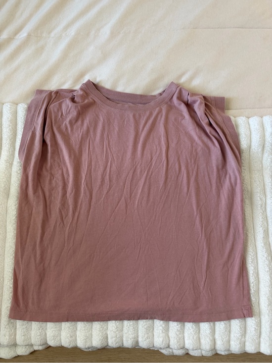 LOFT Tops - LOFT Mauve Crewneck Tee